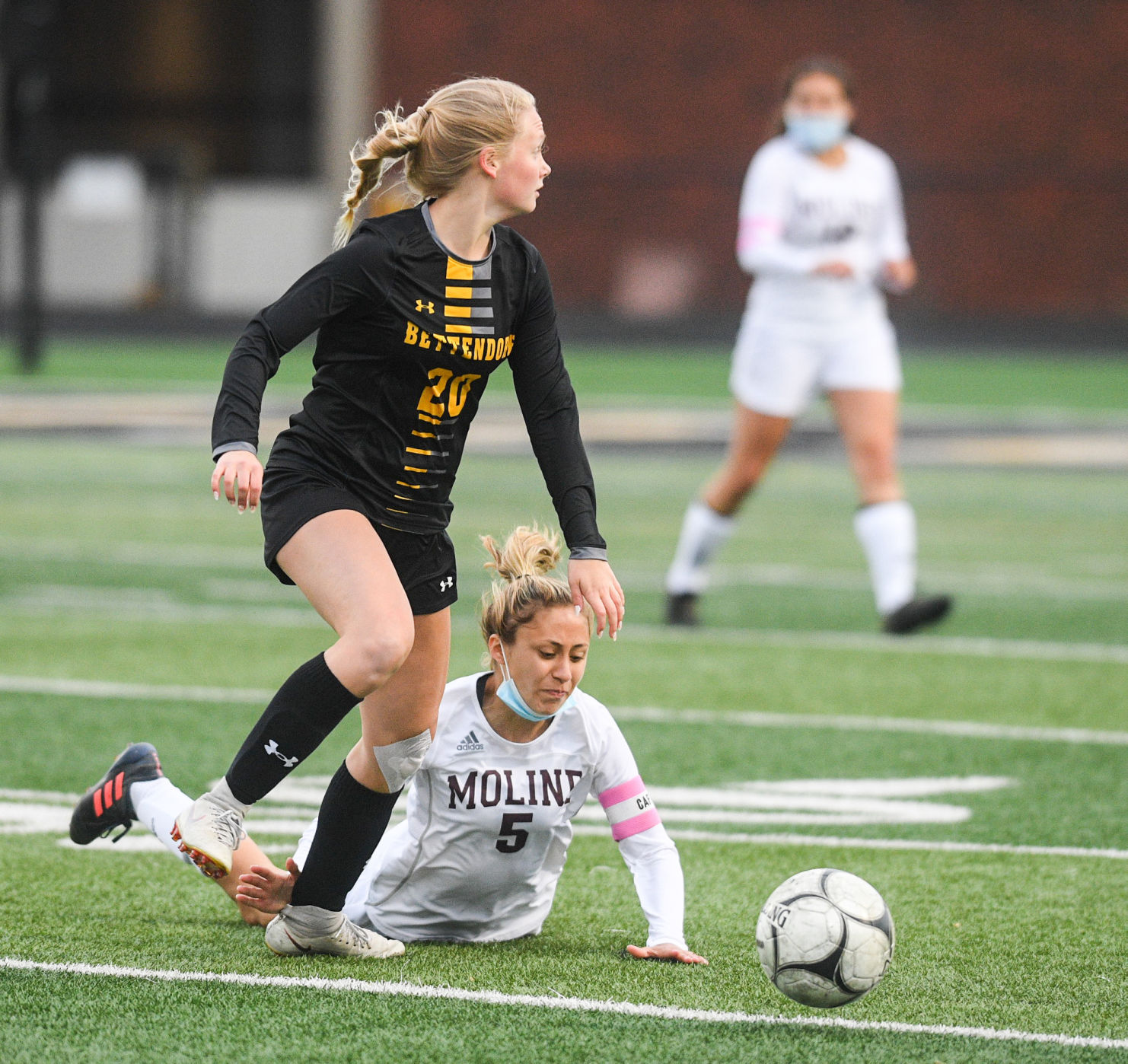 052721-qc-spt-moline-bett-soccer-013